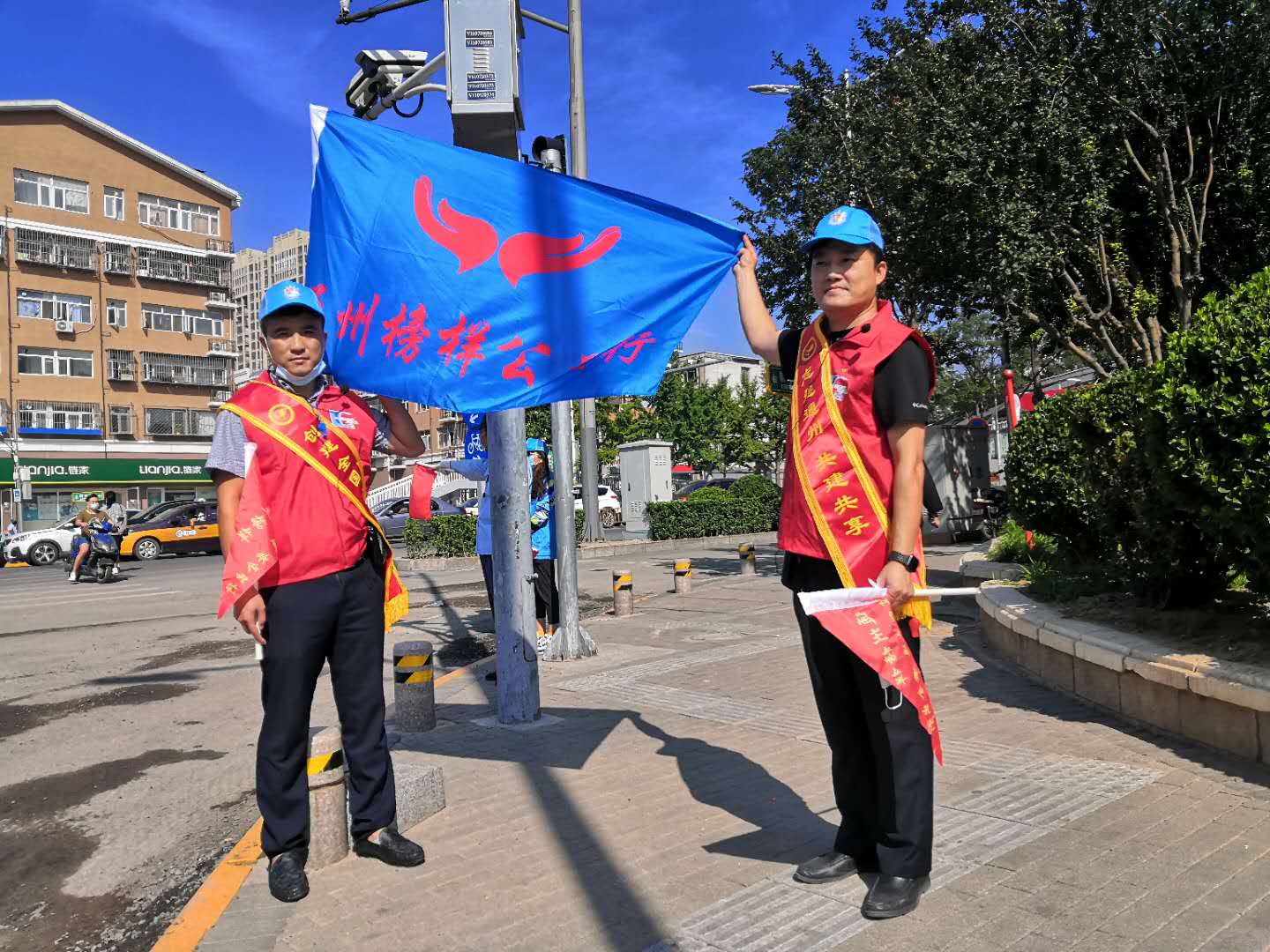 <strong>性格美女插逼狂射</strong>